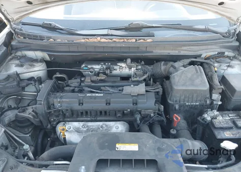 2010 Hyundai Elantra Gls z USA, uszkodzony, nr VIN KMHDU4AD9AU898456